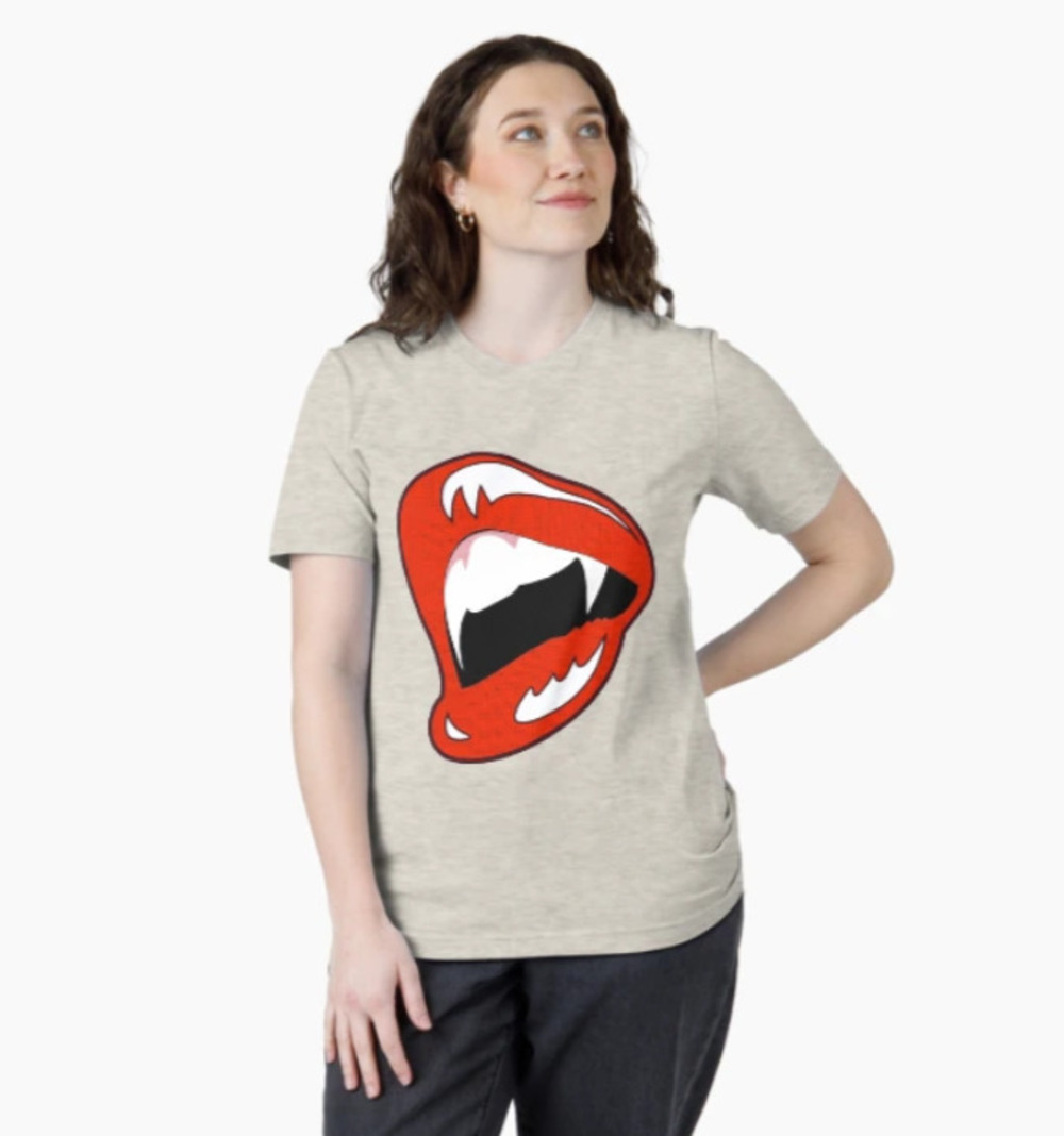 Vampirella Essential T Shirt Natural
